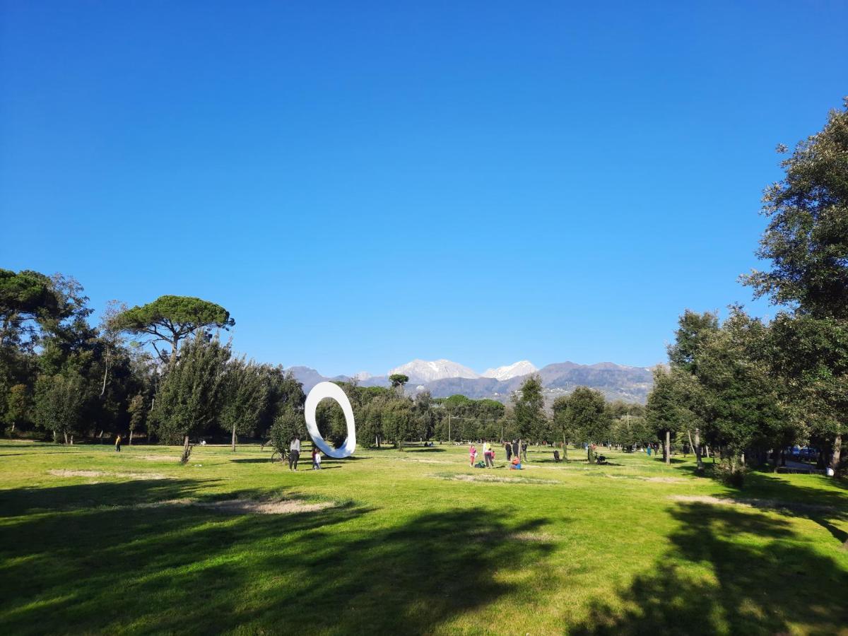 Art Hotel Pietrasanta Luaran gambar