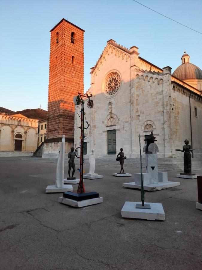 Art Hotel Pietrasanta Luaran gambar